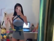 性慾超高的白老虎黑奶頭蘿莉